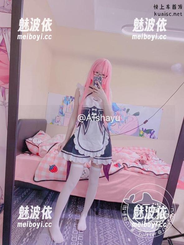 AT鲨携手吉他妹妹，全网在线，高清到让人直流口水。