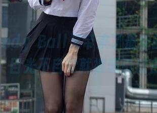 Oh！Candy Ball又带来了最新的美足分享，目光不自觉就被吸引过去。