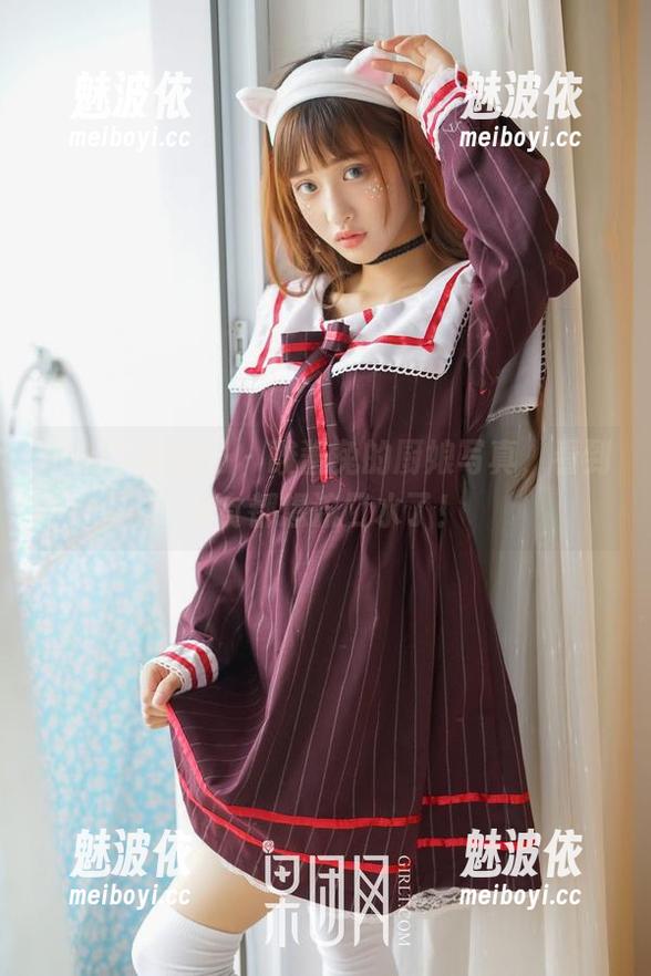 GIRLT果团网 - 酸酱兔的厨娘写真，看到美食都想流口水了！