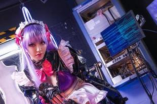 观看Kettoe的“女王”，每一张都像在发信号，我都不知该如何回礼……汗！
