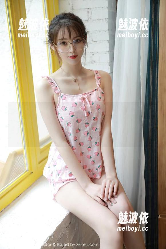 MFStar模范学院 - 大美妞儿的礼服，图包里的变装秀，资源太丰富，简直像开盲盒！