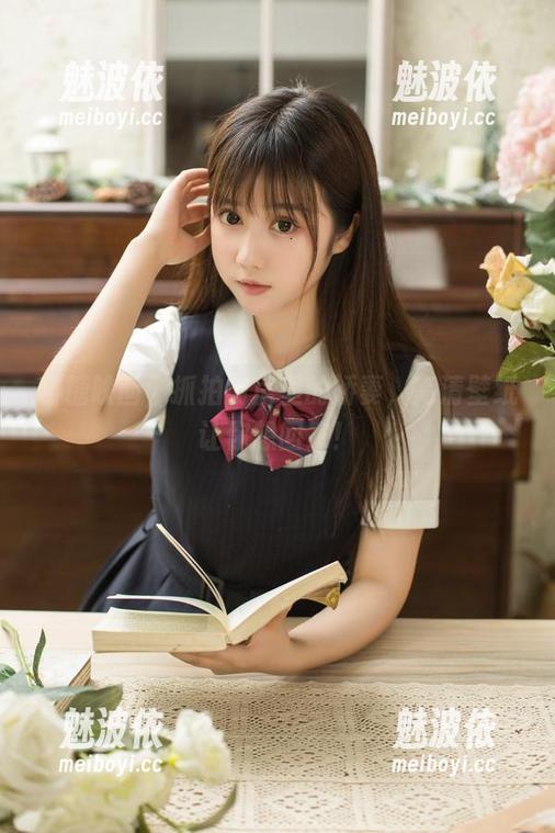 喵糖映画，抓拍厨房里的娇妻，高清壁纸让你想回家！