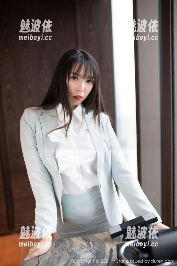 MiStar魅妍社 - SISY思的白色私拍：在现实中找出彩虹的白色来源！