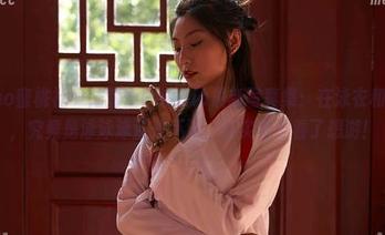 MiiTao蜜桃社 – 陆萱萱Cecilia最新写真集：在泳衣和我之间，究竟是泳泳泳还是不泳，其实都是看了想游！