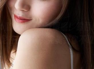 MiiTao蜜桃社 – 别眨眼哦！露西Lucy的比基尼在线合集，完美到你不敢相信