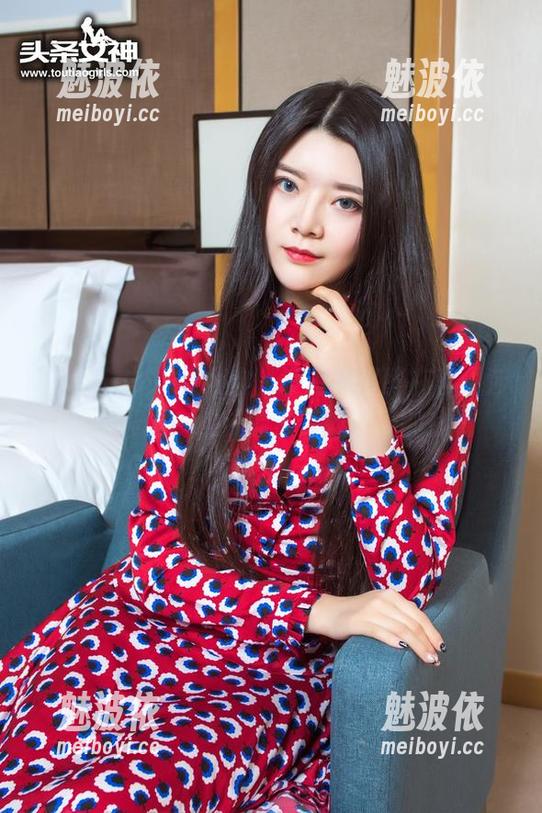 TouTiao头条女神 - 没有不沉醉在李丽莎的写真里：这位健身辣妹产出的接力