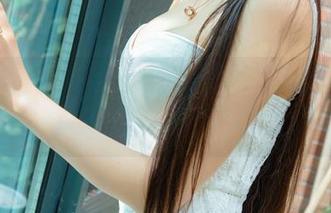 UGirls尤果网 – 妮小妖这样穿泳装,高清美图让人想侧目。