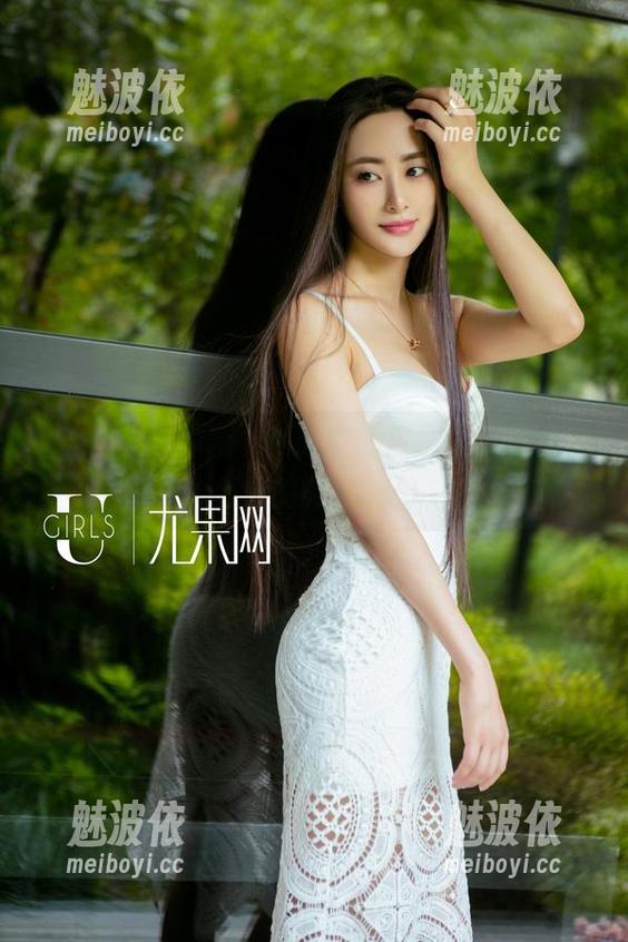 UGirls尤果网 - 在皮衣的包围下，诗朵雅合集的微妙魅力