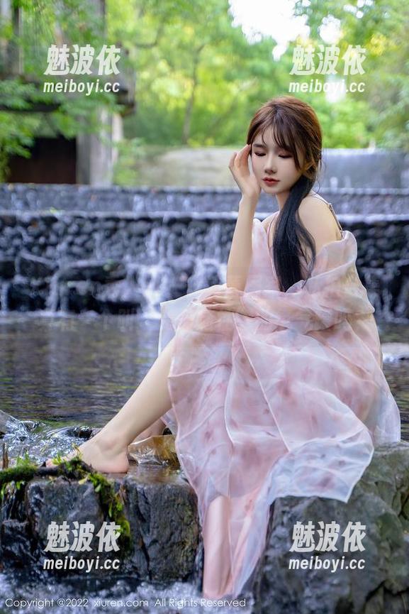 Xiuren秀人网 - 安沛蕾居家，私拍合集真有一个叫“完美随性”的氧气罐吗？