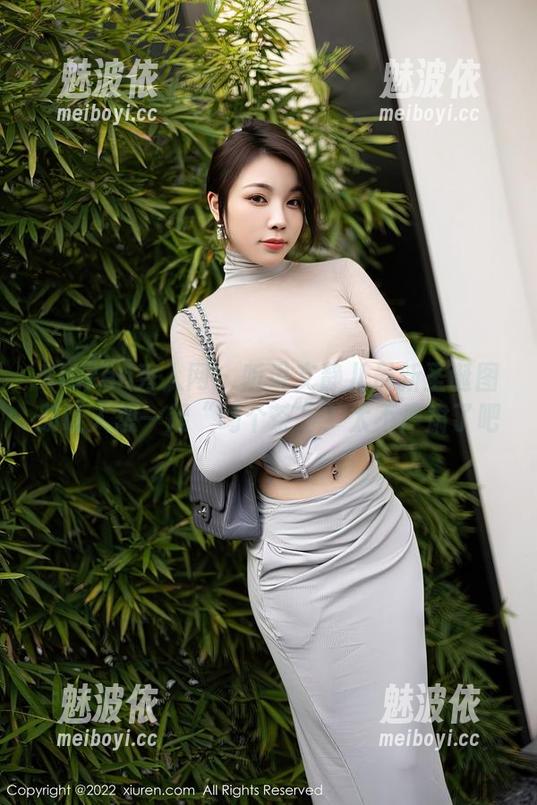 Xiuren秀人网 - 听说文静儿最新圣诞图册让人想一起“喝个茶”？太不严肃了吧