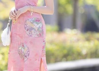 Xiuren秀人网 – 兔女郎晒图包，林星阑变身合影小天使，是巧合吗？