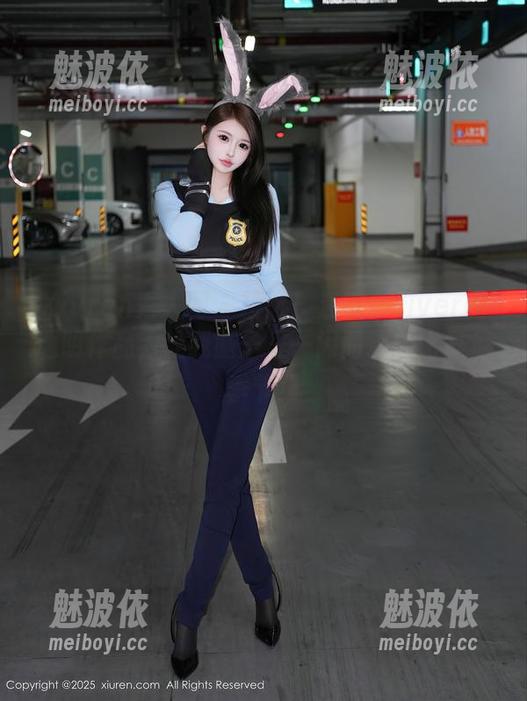 Xiuren秀人网 - 精选！江淑影river的透明作品，让我脑子里一闪而过的比基尼季节！