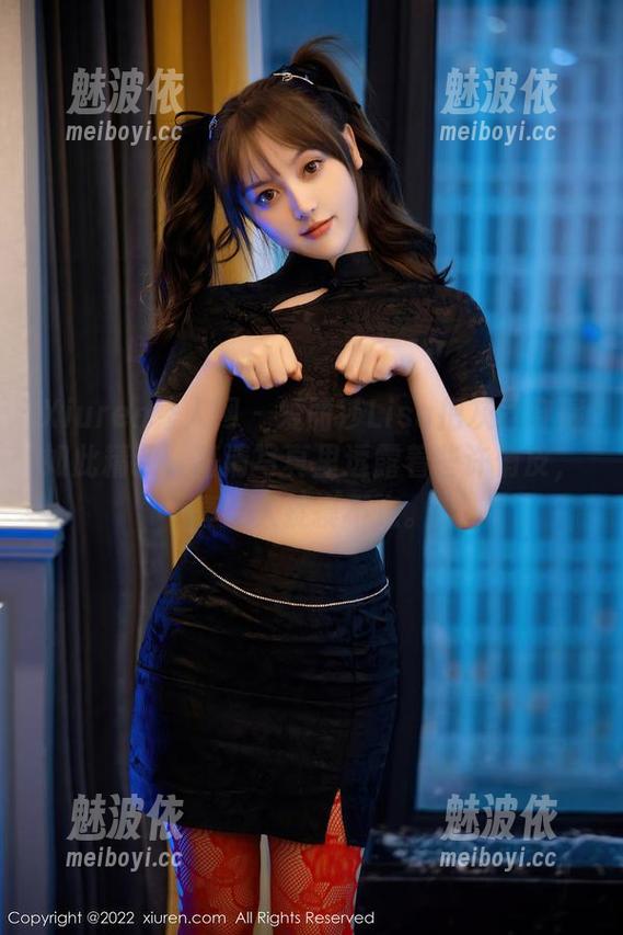 Xiuren秀人网-爱丽莎Lisa Xiuren秀人网 - 爱丽莎Lisa把灰丝穿得如此精致,高清写真里透露着些许俏皮,真让人捉摸不定。