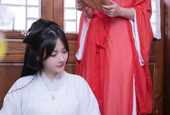 Xiuren秀人网 – 当绮梦Cherish护士遇见无圣光写真，花花世界也无法抗拒！真的不怕扎针！