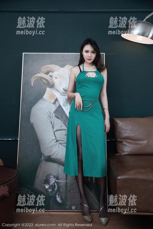 Xiuren秀人网 - 蛋蛋宝：粉色少女心的加持，这些图片和资源实在是让人想入非非。