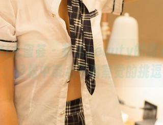 YouMi尤蜜荟 – 菲儿beauty的甜心合集：轻松中带点不易察觉的挑逗