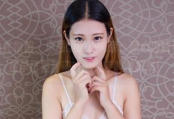 YouWu尤物馆 – 原图里的小尤奈：甜心肉眼可见，心脏早已被甜蜜击中，呼叫救护车！