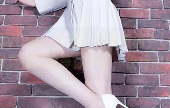 beautyleg – 今晚来点黑色调?Lynn的写真在网盘等你下载,快行动!