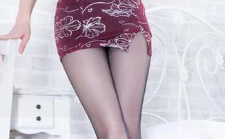 beautyleg – Zoey的可爱作品,总让我想“下载后放在心尖尖上”这种奇怪想法。