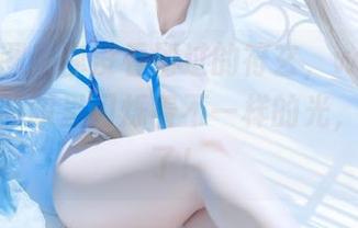 共享美图!你没看到过的符玄,w百合欧皇子w的眼里闪烁着不一样的光,太扎心了!