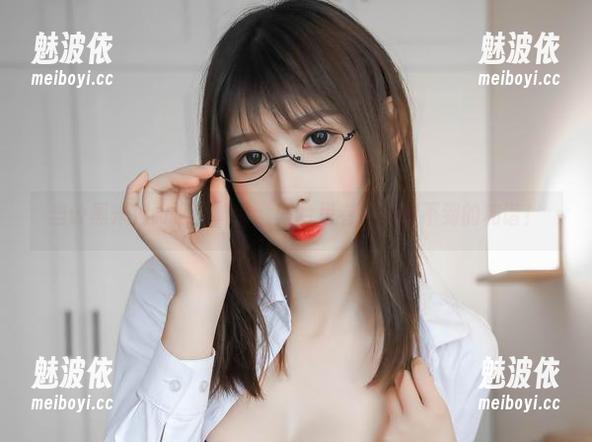 当w黑米粥w遇上修女，照片里有种意想不到的和谐！