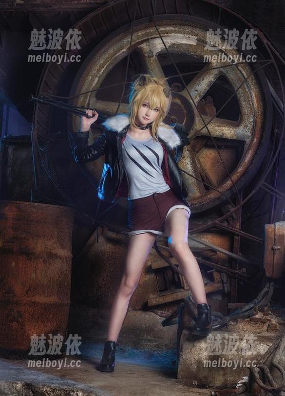 在yui金鱼的视野里，贞德的写真图与旁白