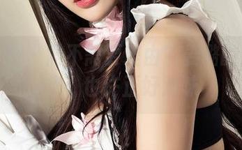 克拉女神 – 需不需要理由?姜璐的吊带图集,也许正好对味