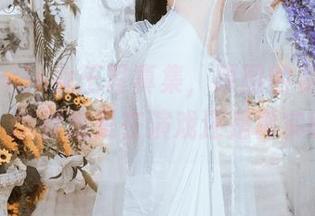 兔胖胖min女王写真集,原图的姿势和表情,这到底是在演戏还是真实呀?