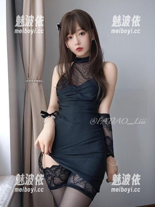 到底是发条少女yoki还是空姐？看她cos就知道用哪个名牌最好！