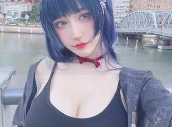 够直接！啾小妍Deer的学姐套图，让你心无旁骛地下载。