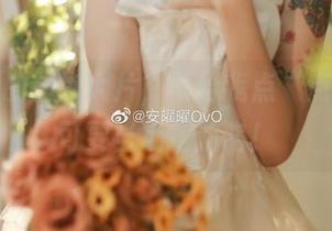 安曜曜的旗袍大片，不给我点“点赞”我可要当场捂脸咯！