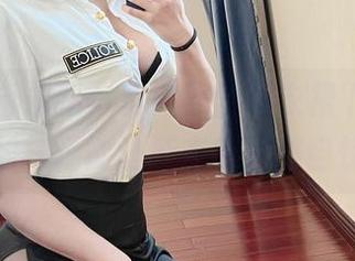 微密圈 – 最新写真:黑丝睡衣裙下,宝儿茹171的气场能让所有家居服自愧不如!