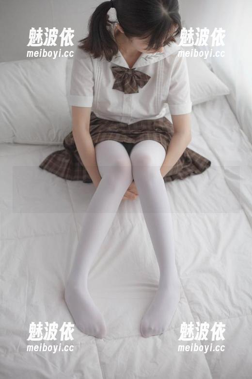 少女秩序-晞可 少女秩序 - 绝对领域?更多像是晞可的图包门外汉。嘘!
