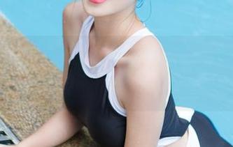 尤物馆 – 高清双人写真：俞公主在我的心中占据了整个屏幕。