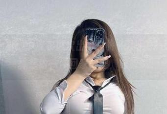 微密圈 – 猫眼小皮衣再次出击！桃沢樱呀的高清图集，真想偷一件回家穿穿，哈哈。