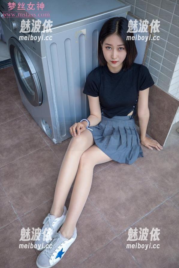梦丝女神 - 香萱：在拍摄瑜伽写真时，能不能不那么专业！套图飘飘然