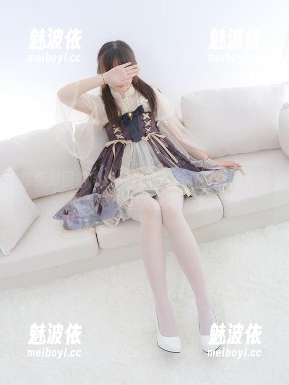 森萝财团 森萝财团的肉丝换白丝,写真背后的资源流动简直让人受不了了。
