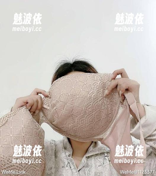 微密圈 - 海豚baby蕾丝私房作品，刚好撞进了我的想象，足以让人反复回味。