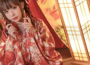 爆机少女喵小吉的灰丝图片合集——反正不会走红毯的搭配吧！