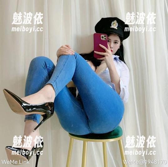 微密圈 - 零门槛！猪小七的美脚原图，统统免费奉上！