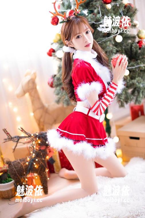 王羽杉的女仆套图，你见过的最可爱的打工人！