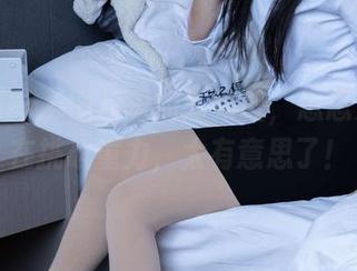 甜予摄影 – 图片里的高跟鞋，思思果然是在挑战重力，太有意思了！
