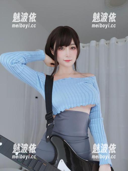 教室里的白银81：套图作品呈现一场“不务正业”的学习冒险！