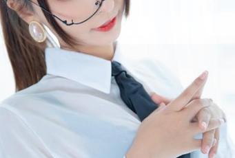神乐坂真冬的女王合集，果然是女王没得说，自己完全沦陷在这身姿态中。