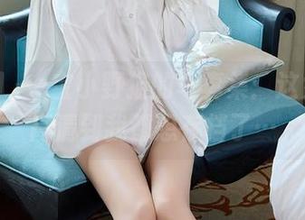 秀人网 – e宝小野猫的写真集：这女神，高清到我都想存档了…