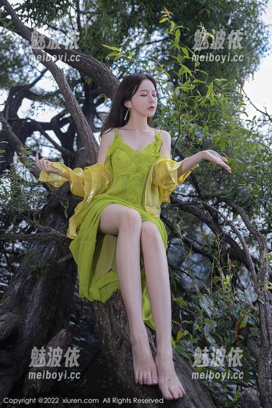 秀人网 - tina_甜仔的新作品，豹纹穿搭资源，真是来点不一样的吧？