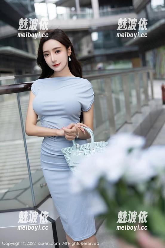 秀人网 - 好奇心泛滥的凯竹姐姐，带着她的体操服作品，免费开放给你