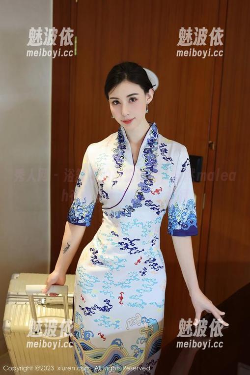 秀人网 - 浴缸里的高清影像，安然maleah在水面上试图换个角度