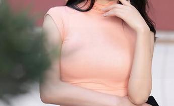 秀人网 – 尹甜甜最新写真:丝袜的召唤,让我无法抗拒!