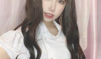 牛仔裤全套不一定好穿,但看芋圆侑子穿就不一样,真想把这图包收好!